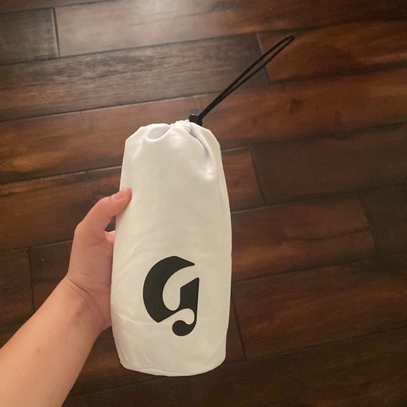 💕Glossier Tumbler💕  Limited Edition✨ - Picture 3 of 4